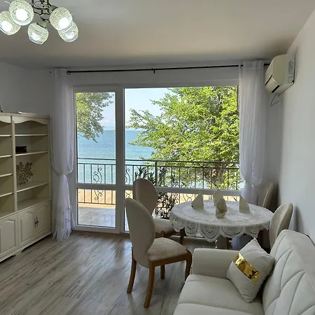 Golden Luxury On The Sand, Chernomoretz, Bulgaria Διαμέρισμα Τσερνομόρετς